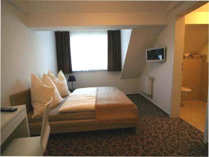 Pension Lok-Inn Walluf Cameră foto